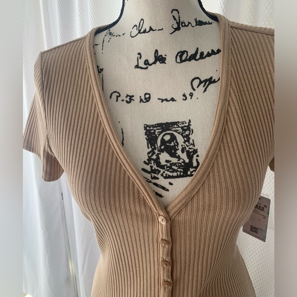 New Guess Raylynn Henley Ribbed Dress - Picture 4 of 9